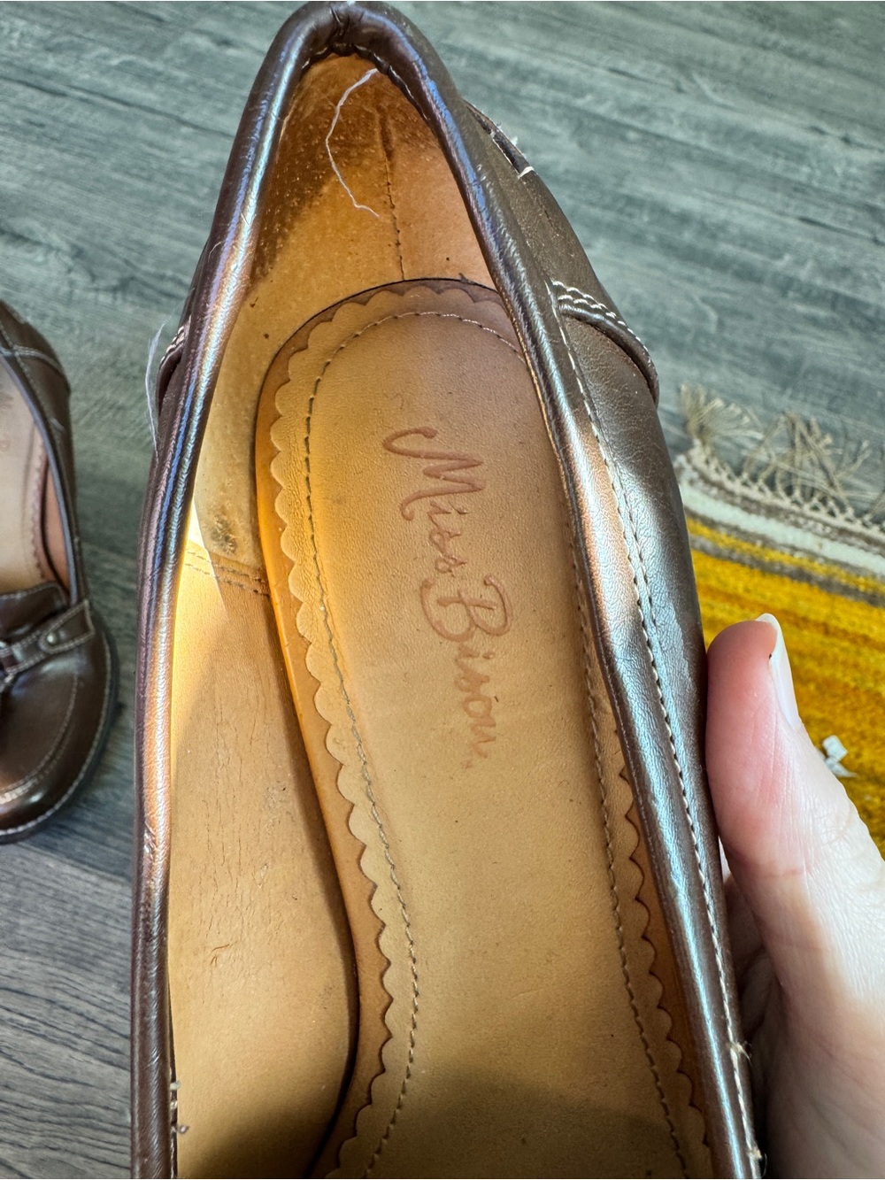 Women’s Brown Leather Tassel Loafer Pump Heels with Ring Detail - Picture 5 of 7